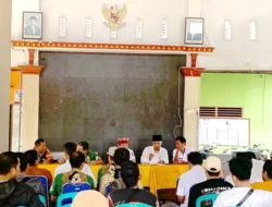 Ask ADD and DD, Residents of Aliyan Village Banyuwangi Lurug Village Office: Village Head Says There Are Allegations of Corruption