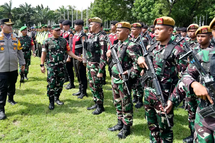 super-ketat,-3.700-personel-amankan-kedatangan-jokowi-di-banyuwangi-hari-ini