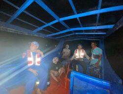 Perahu Milik Warga Asal Pasuruan Karam di Perairan Bimorejo Wongsorejo