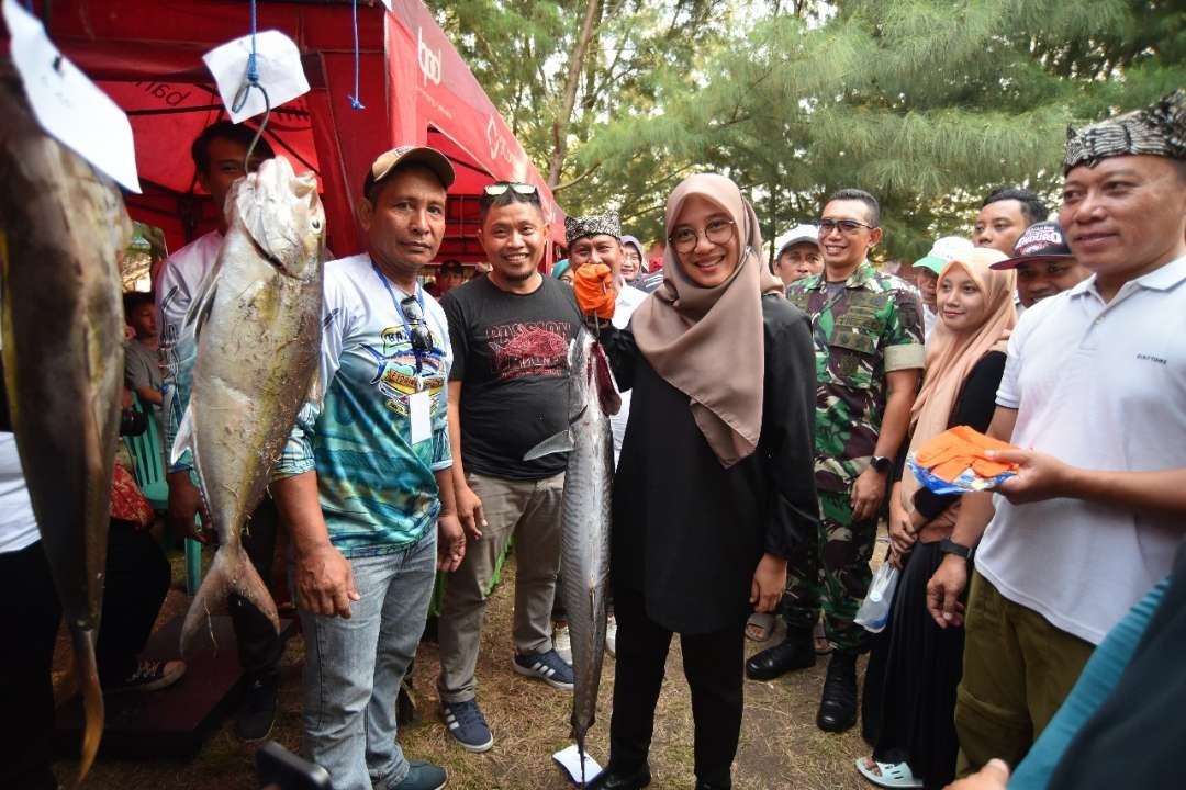 ratusan-pemancing-seantero-indonesia-serbu-perairan-banyuwangi