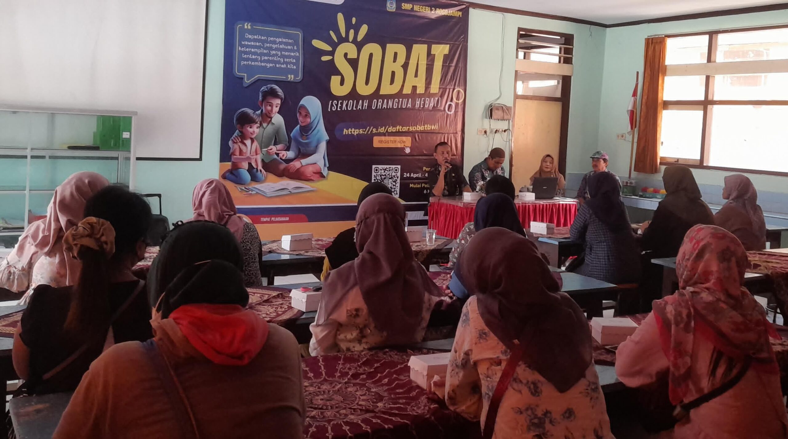 smp-negeri-2-rogojampi-bentuk-inovasi-sobat-(sekolah-orang-tua-hebat)