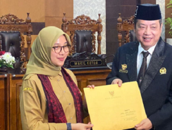 LPj Pelaksanaan APBD 2023 Disampaikan Bupati Ipuk kepada DPRD Banyuwangi