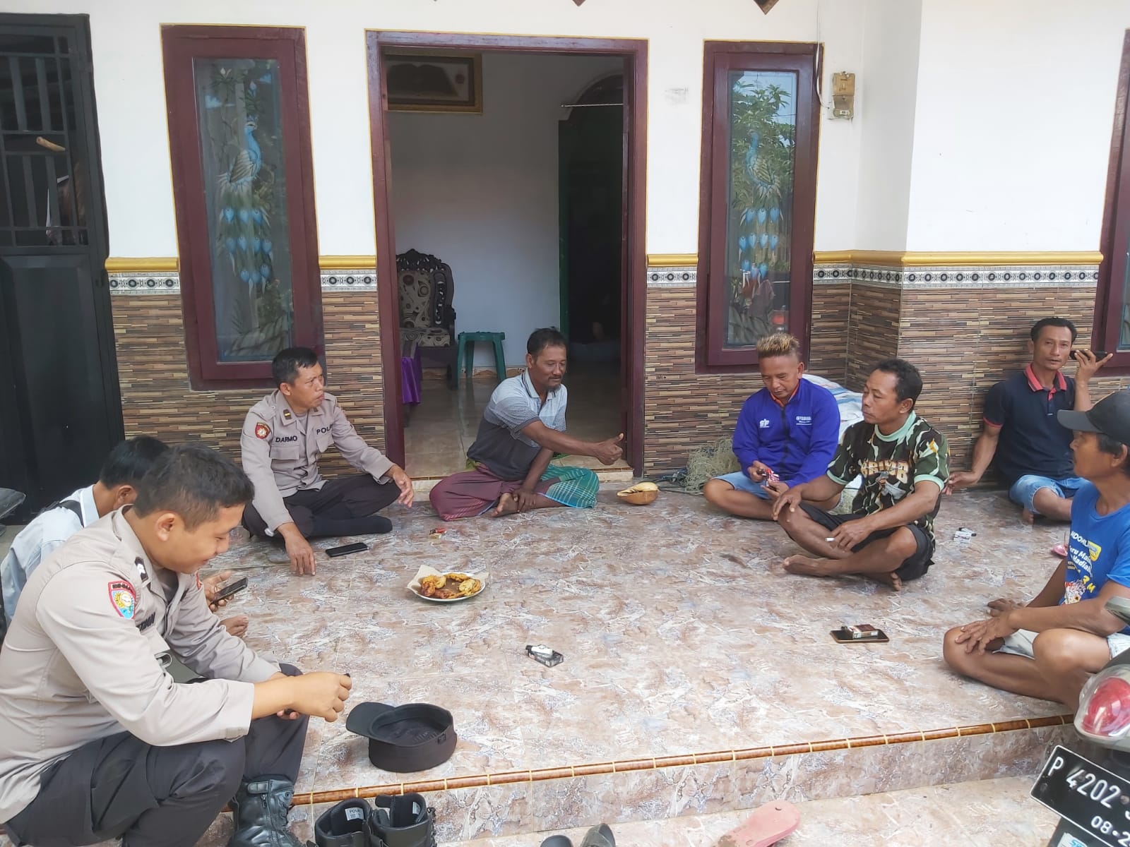 sempat-dikabarkan-hilang-saat-melaut,-nelayan-pancer-akhirnya-ditemukan