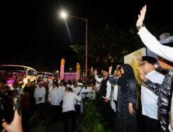 Bupati Ipuk Lepas Keberangkatan Jamaah Haji Banyuwangi