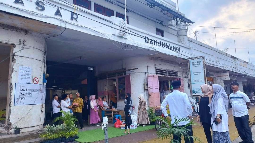 revitalisasi-pasar-banyuwangi,-jalan-susuit-tubun-ditutup