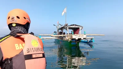 victim-trace-zero,-sar-team-continues-search-for-missing-fishermen-from-Grajagan-Banyuwangi:-comb-water-region-alas-purwo
