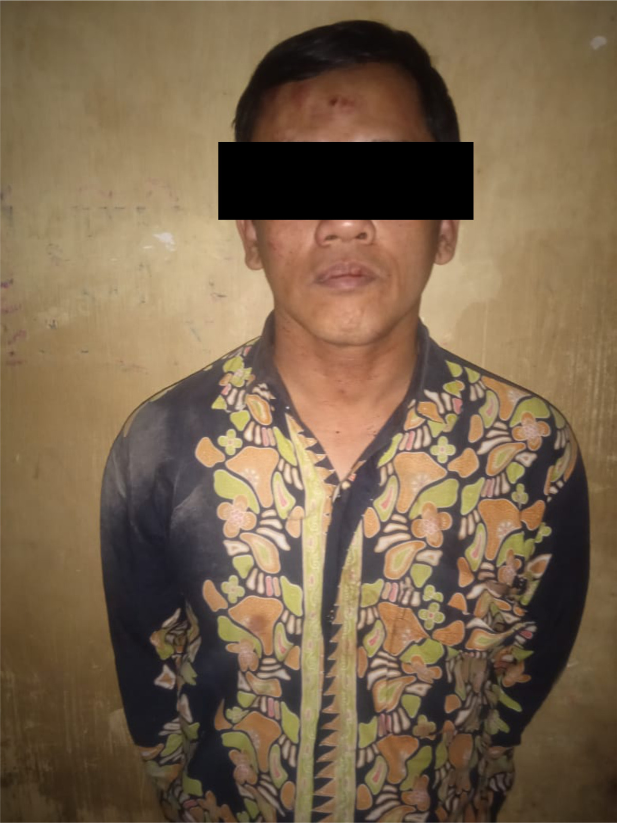 tertangkap-basah-curi-uang-di-kotak-amal-masjid,-seorang-pria-berhasil-diciduk-polisi