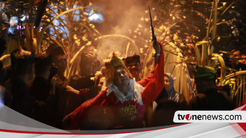 seblang-bakungan,-ritual-tarian-berusia-ratusan-tahun-di-banyuwangi