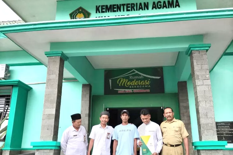 baznas-banyuwangi-distribusikan-kaki-palsu-kepada-6-mustahik