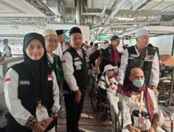 Jamaah Haji Banyuwangi Lakukan Thawaf Wada