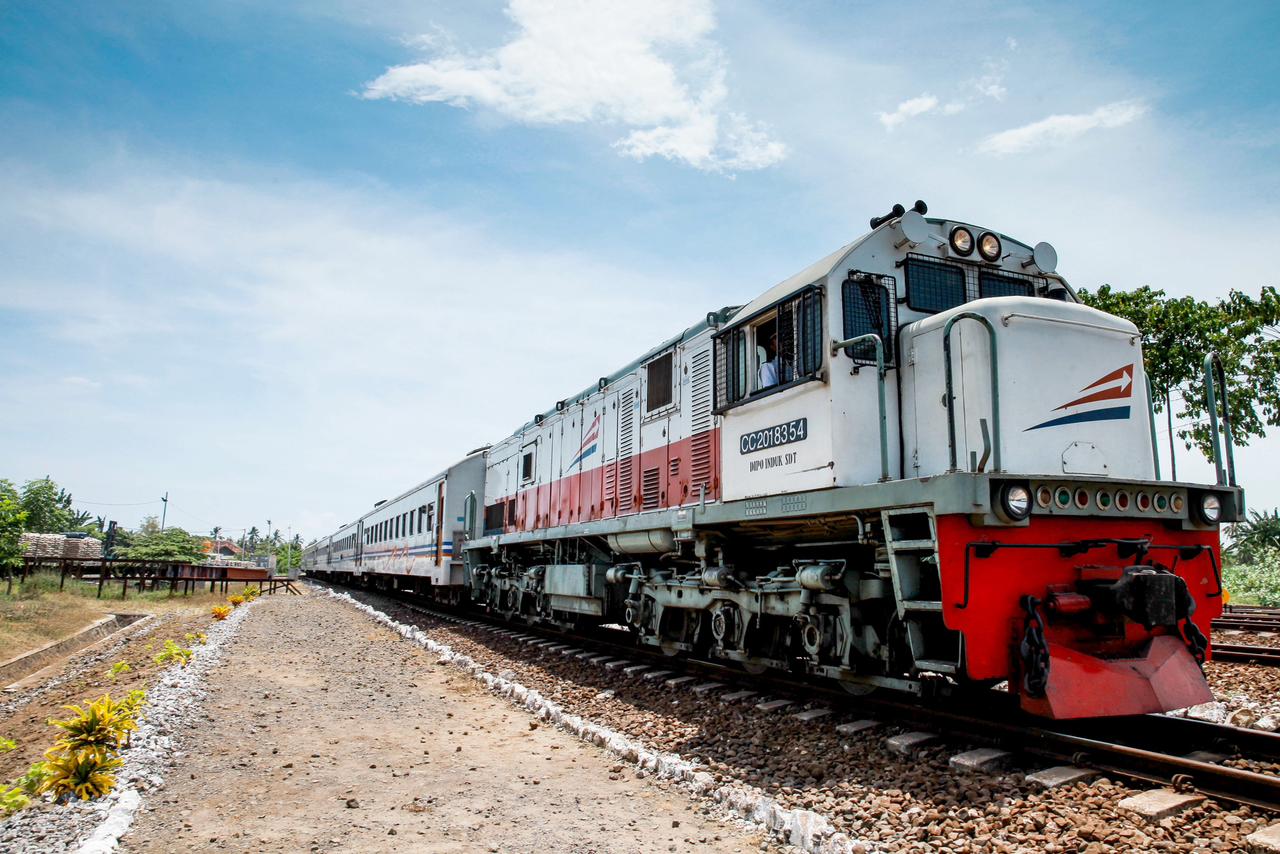 bupati-ipuk-sambut-positif,-kereta-jakarta-banyuwangi-meluncur-juli-2024