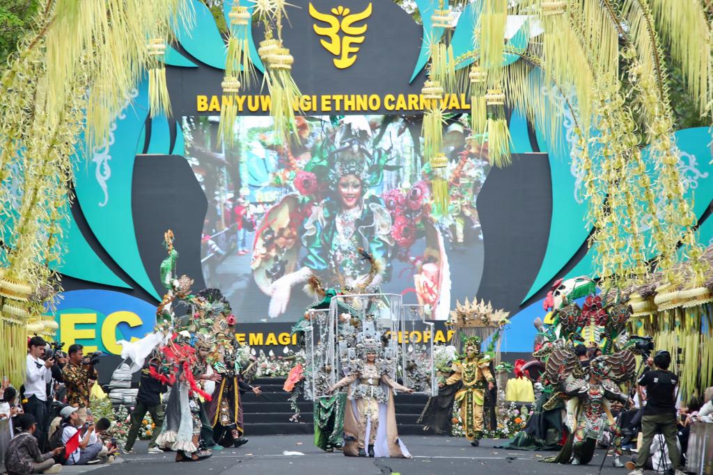 bakal-disaksikan-ribuan-penonton,-ini-rute-banyuwangi-ethno-carnival-(bec)-2024