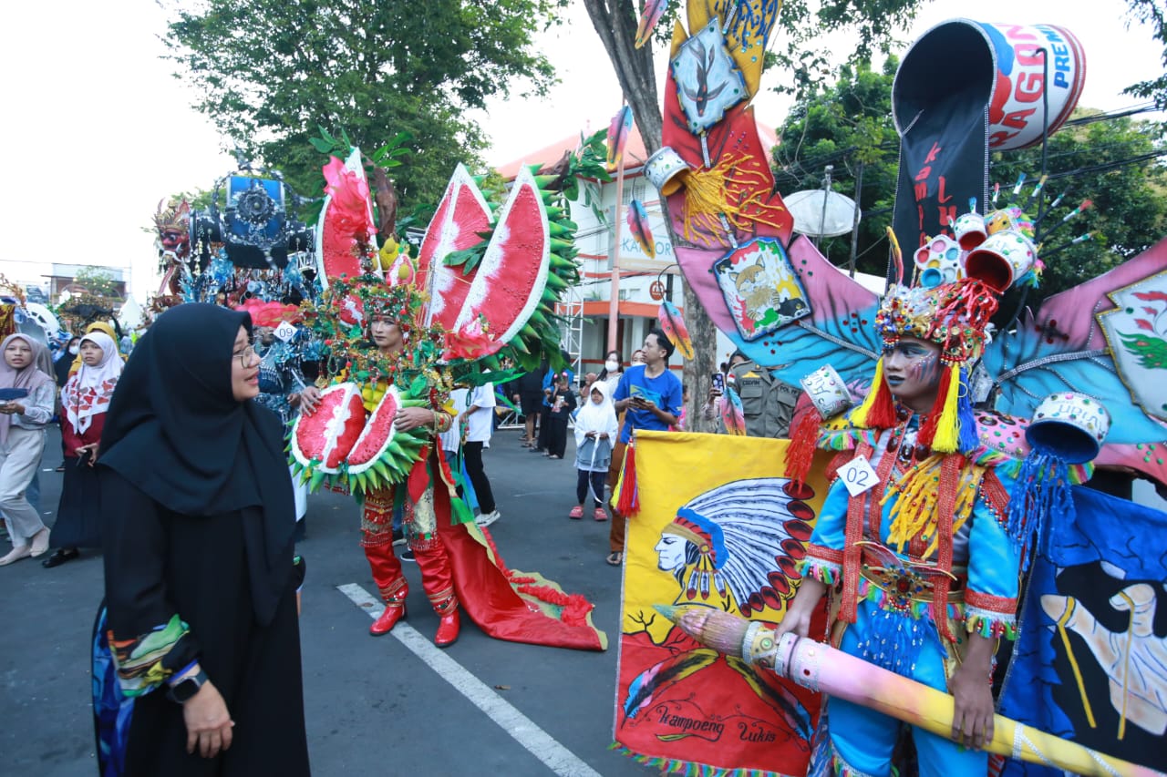 tiga-menteri-dijadwalkan-langsung-saksikan-banyuwangi-ethno-carnival