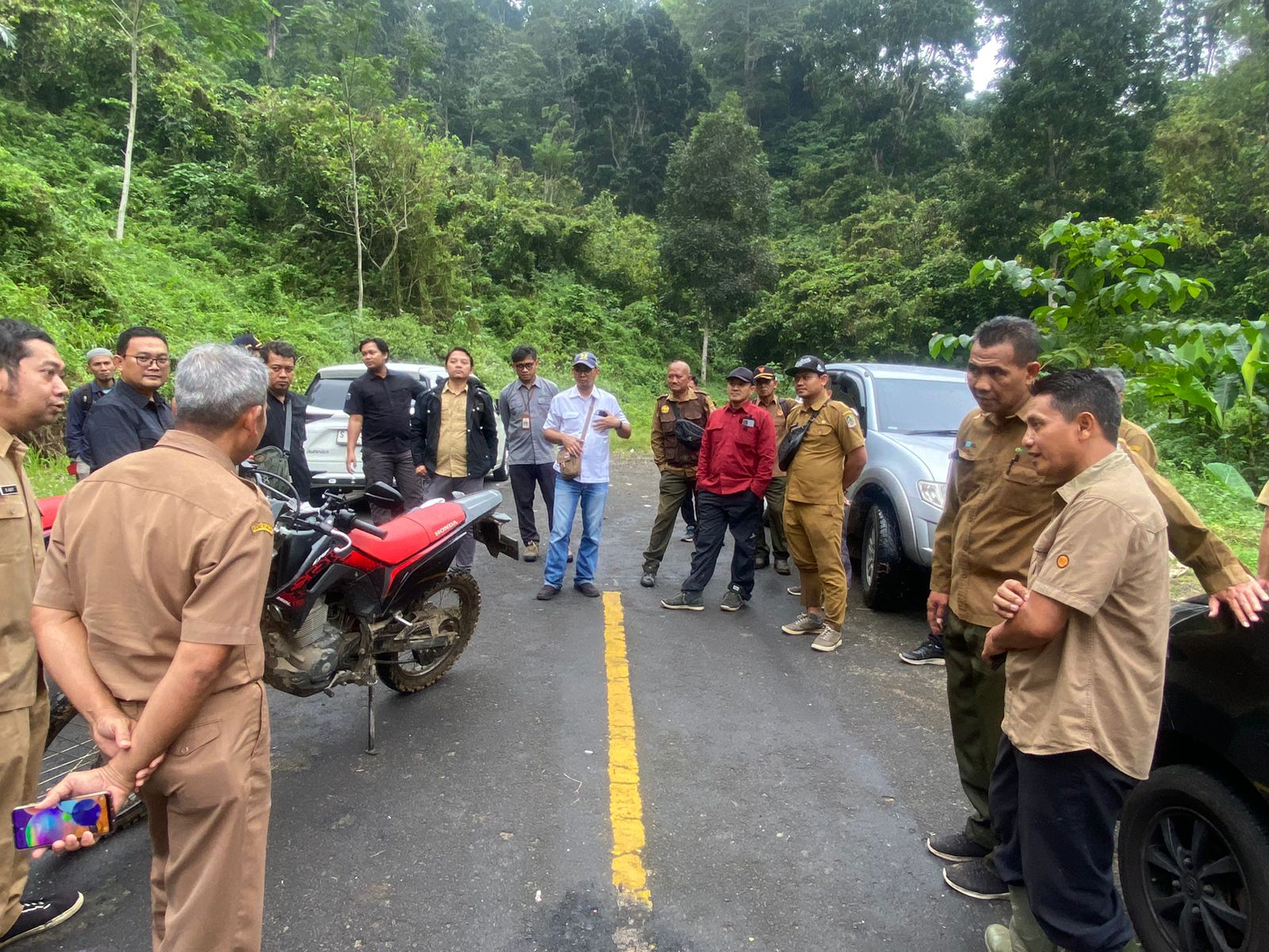 pemkab-banyuwangi-mantapkan-koordinasi-kelanjutan-jalur-lintas-selatan-ke-jember