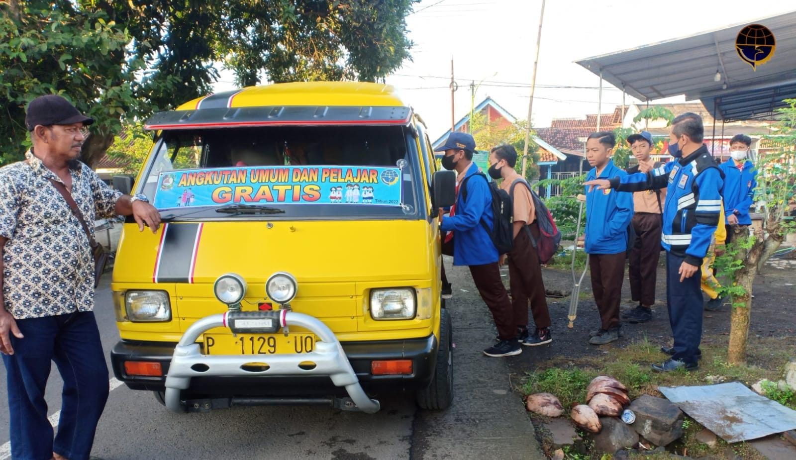telah-layani-ribuan-pelajar,-pemkab-banyuwangi-kembali-luncurkan-angkutan-pelajar-gratis