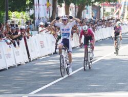 Yellow Jersey Etape Pertama Tour de Banyuwangi Ijen jadi Milik Pembalap Australia