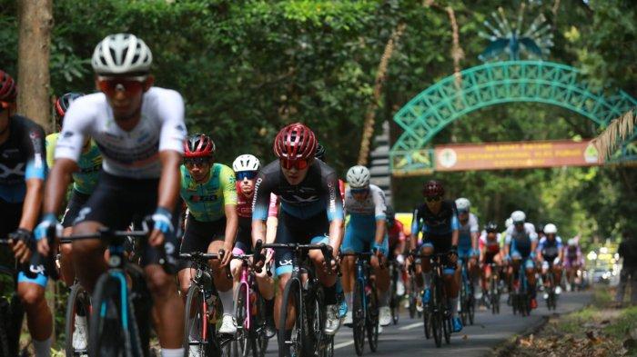 etape-dua-tdbi,-pembalap-susuri-cagar-biosfer-dunia-di-alas-purwo-banyuwangi-–-tribunjatim.com