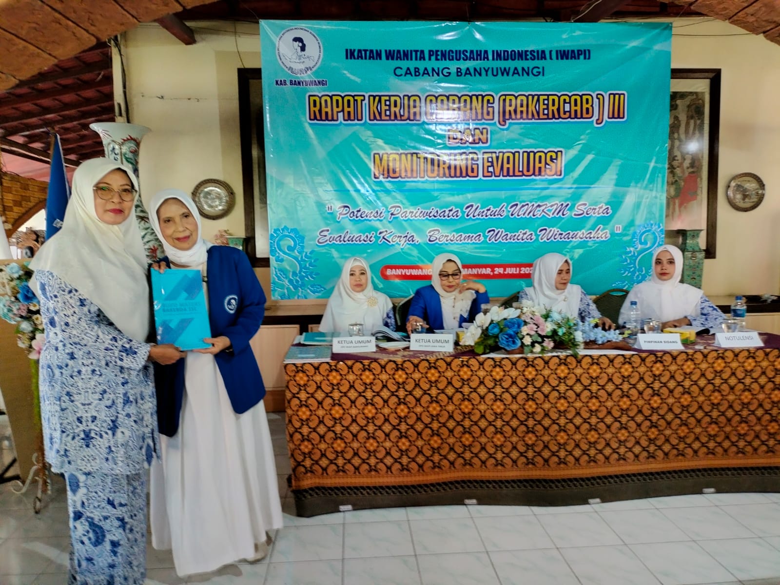 iwapi-banyuwangi-gandeng-gata-menjawab-tantangan-bisnis-di-era-digital