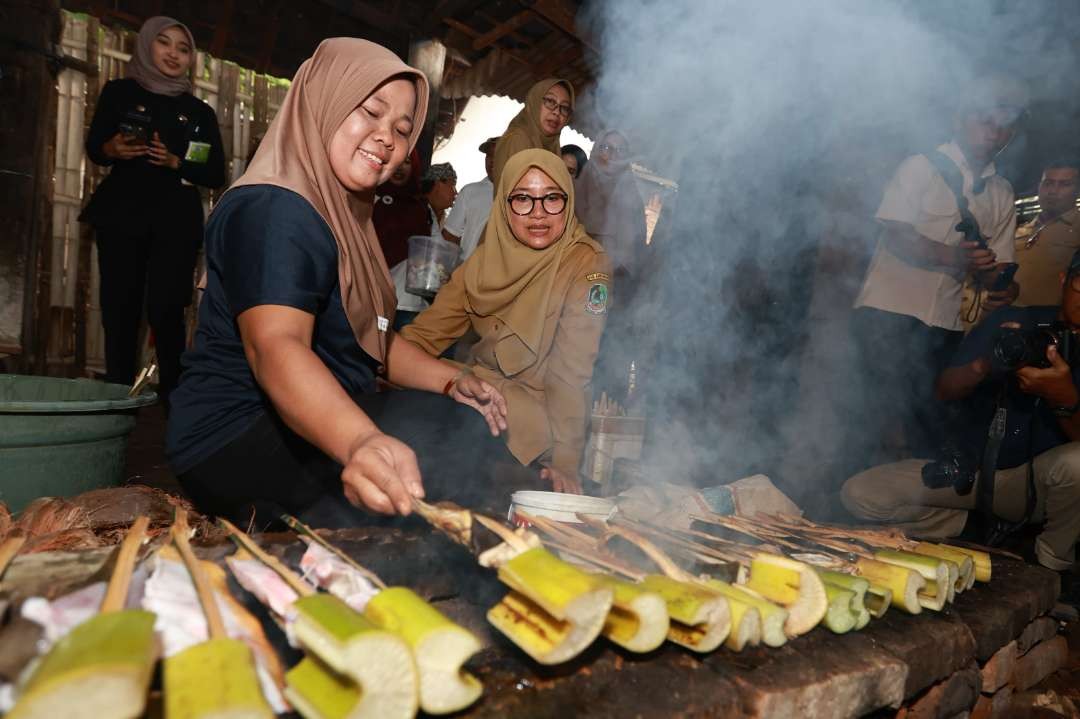 selain-pengolahan-ikan-modern,-muncar-banyuwangi-miliki-pengolahan-ikan-rumahan-tradisional