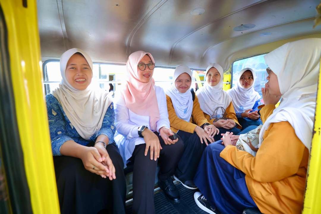 angkutan-gratis-bagi-pelajar-banyuwangi-kembali-digelar