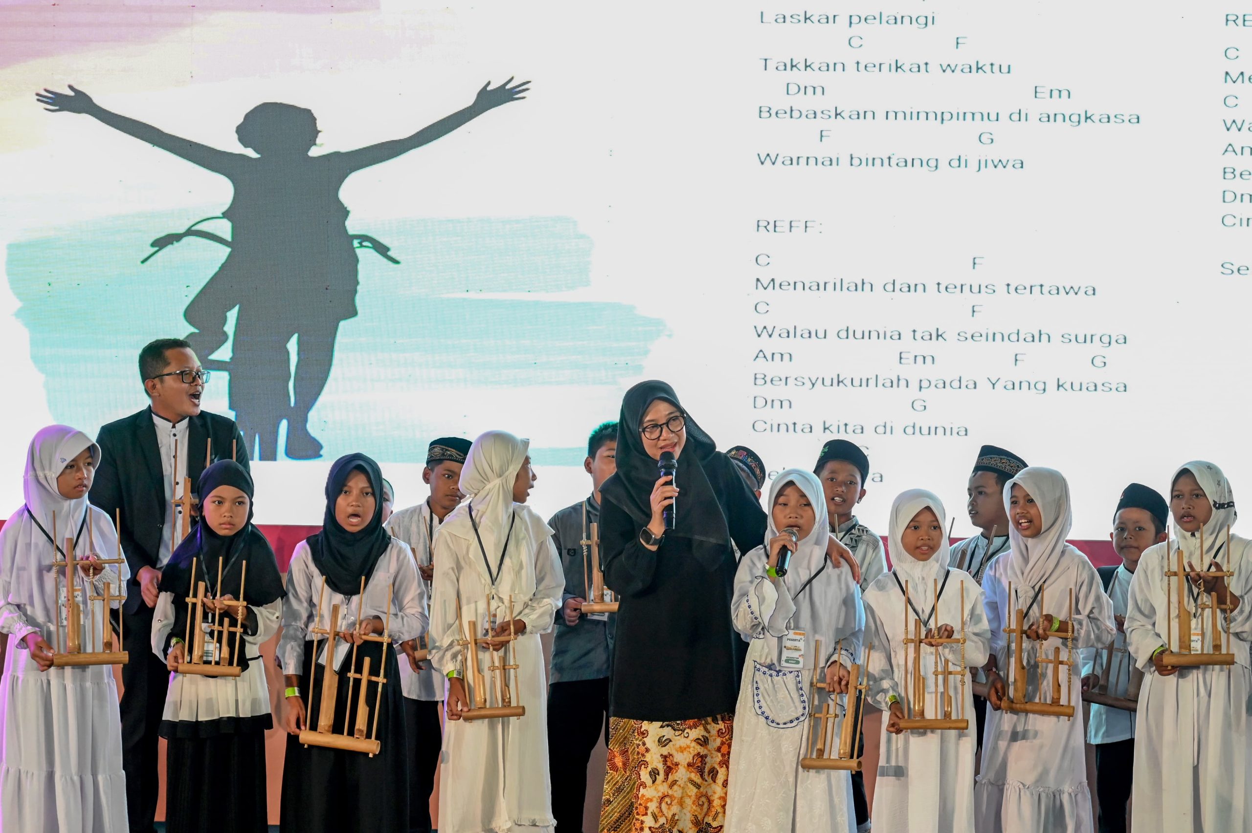 seribuan-anak-yatim-berbahagia-bersama-dalam-festival-muharram-ceria