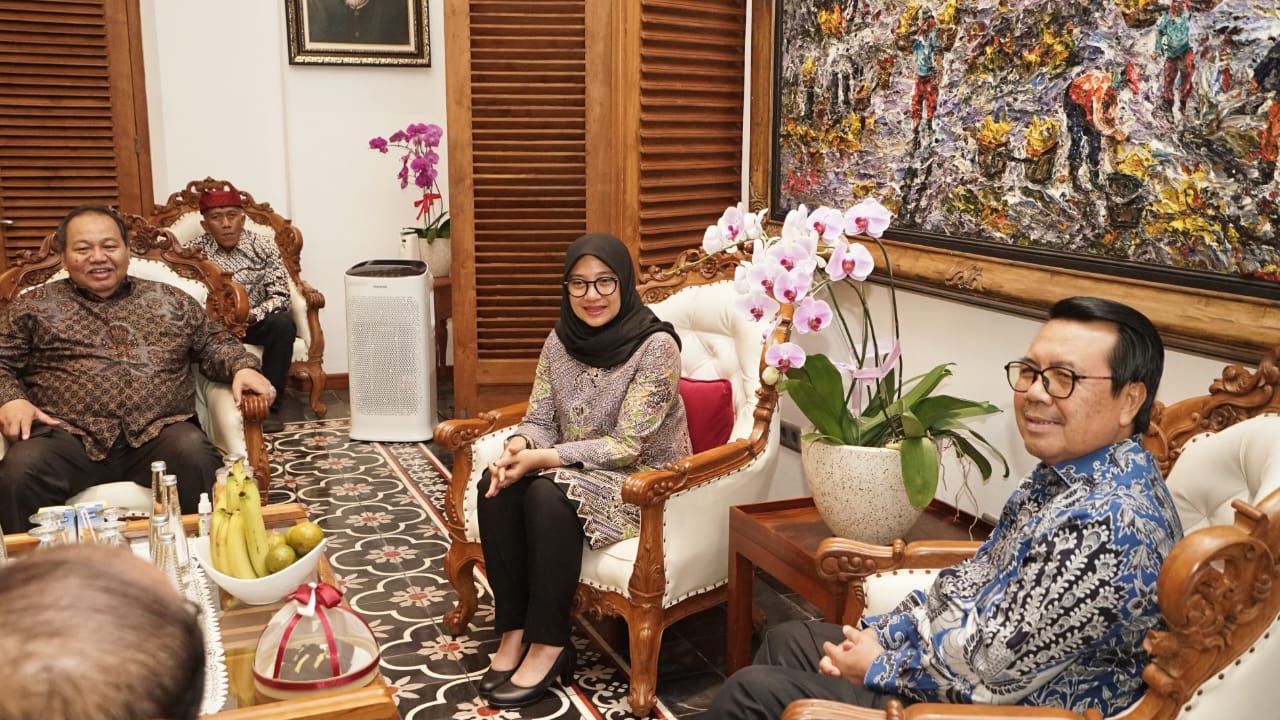pelayanan-terpadu-satu-pintu-di-pengadilan-se-indonesia-terinspirasi-dari-banyuwangi