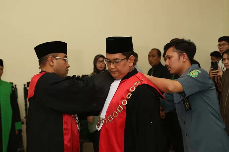 wakil-ketua-pn-banyuwangi-berganti,-wayan-sukradana-digantikan-handry-argatama