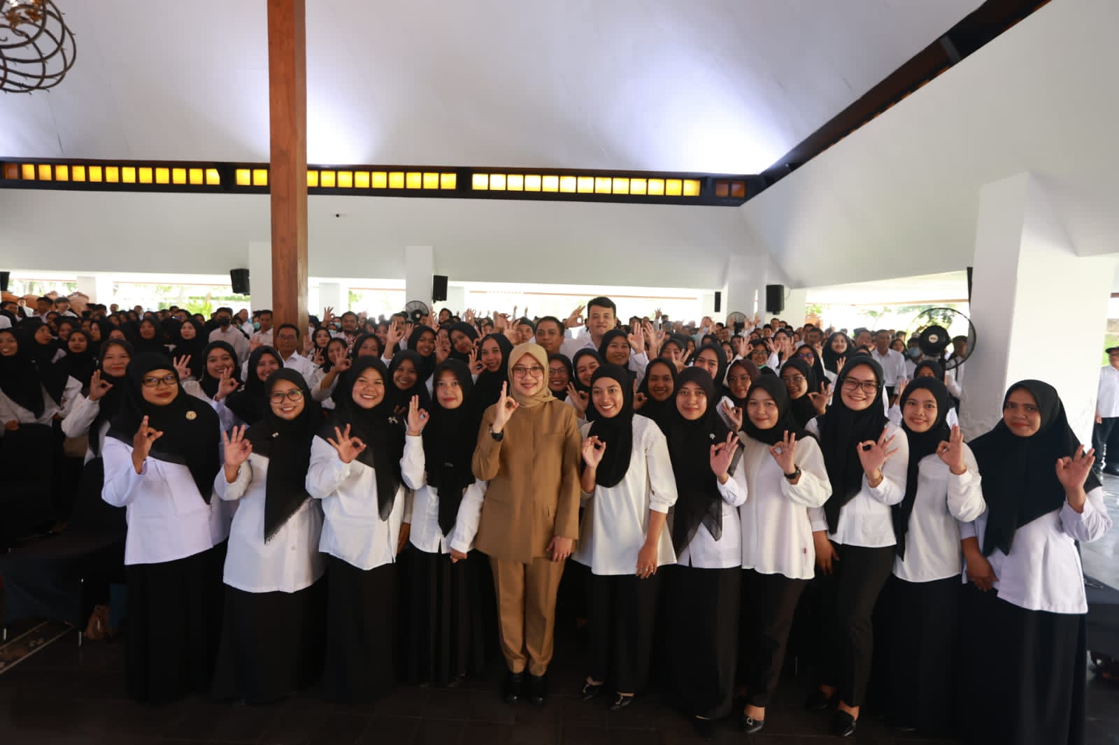 rekrutmen-cpns,-bupati-banyuwangi:-seleksi-berbasis-cat,-tidak-ada-yang-bisa-titip-lolos
