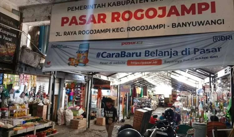revitalisasi-pasar-rogojampi-banyuwangi-target-rampung-akhir-oktober