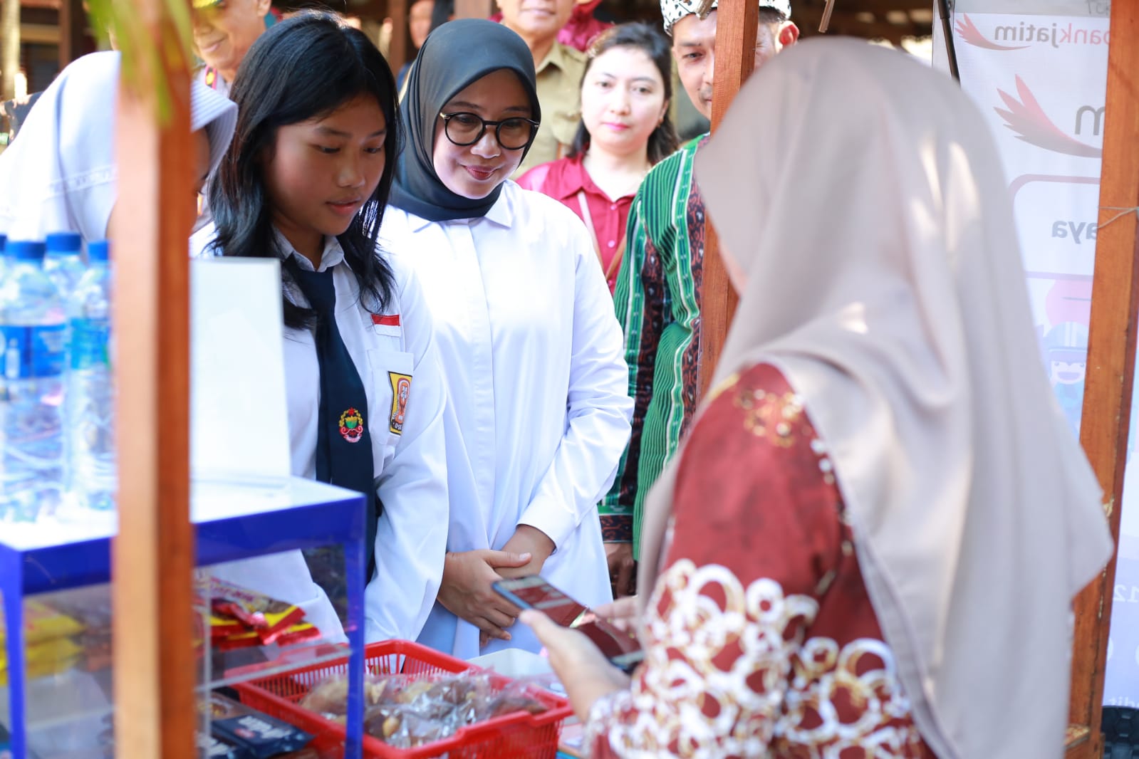 bupati-ipuk-dorong-pengelolaan-keuangan-di-kalangan-pelajar