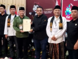 Diusung PKB, Pasangan Ali-Ali Daftar Pilkada ke KPU Banyuwangi Dengan Target Menang