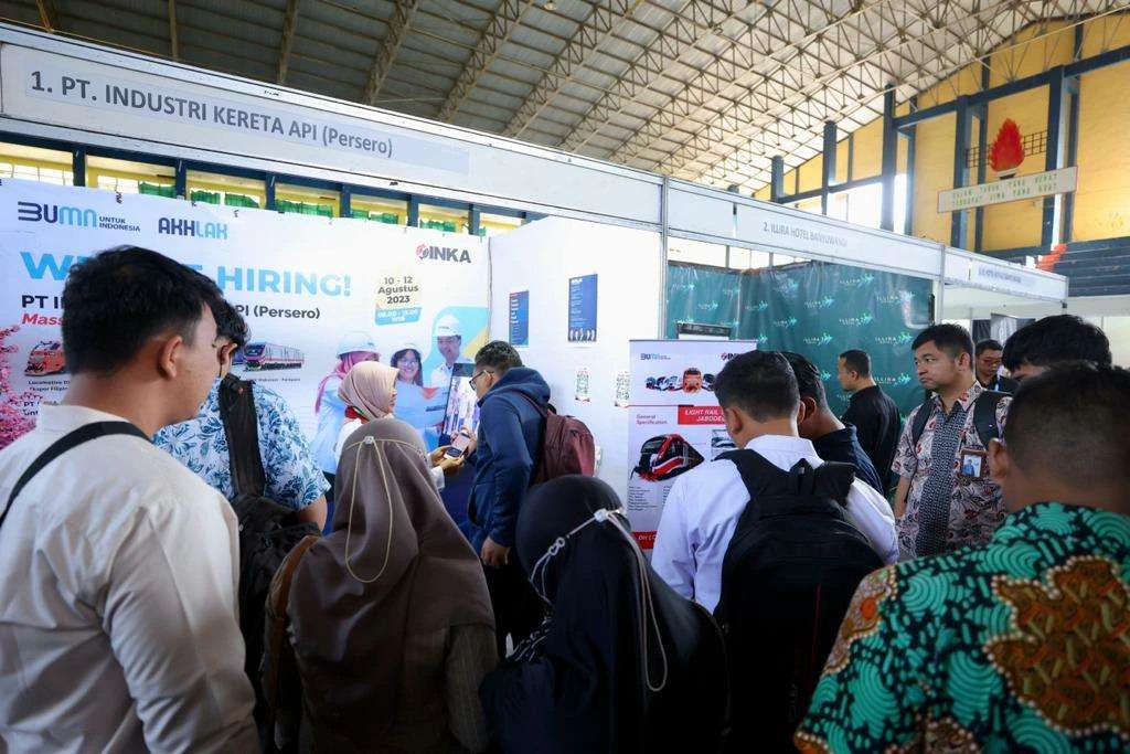 pemkab-banyuwangi-gelar-bursa-kerja,-tersedia-1.900-lowongan-bisa-daftar-secara-hybrid