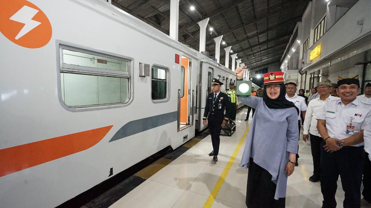 hadir-kembali,-ka-mutiara-timur-tambah-alternatif-pilihan-kereta-api-surabaya-–-banyuwangi