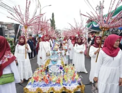 Peringati Maulid Nabi, Banyuwangi Gelar Festival Endhogan-endhogan