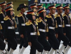 Ratusan Pelajar Banyuwangi Ikuti Kompetisi Kreasi Baris Berbaris