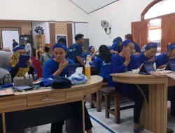 Sebelum Bebas, Warga Binaan Lapas Banyuwangi Dilatih Skil Make Up