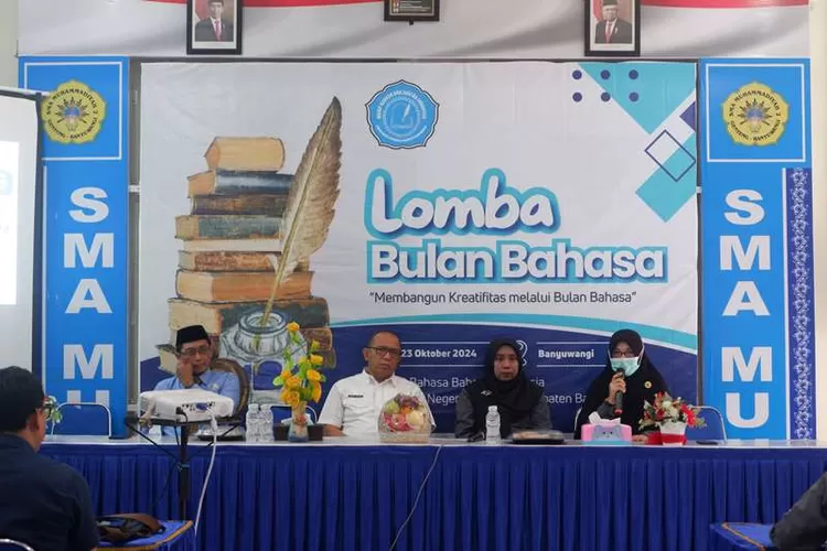 sma-2-muhammadiyah-genteng-banyuwangi-gelar-lomba-baca-puisi-dan-debat