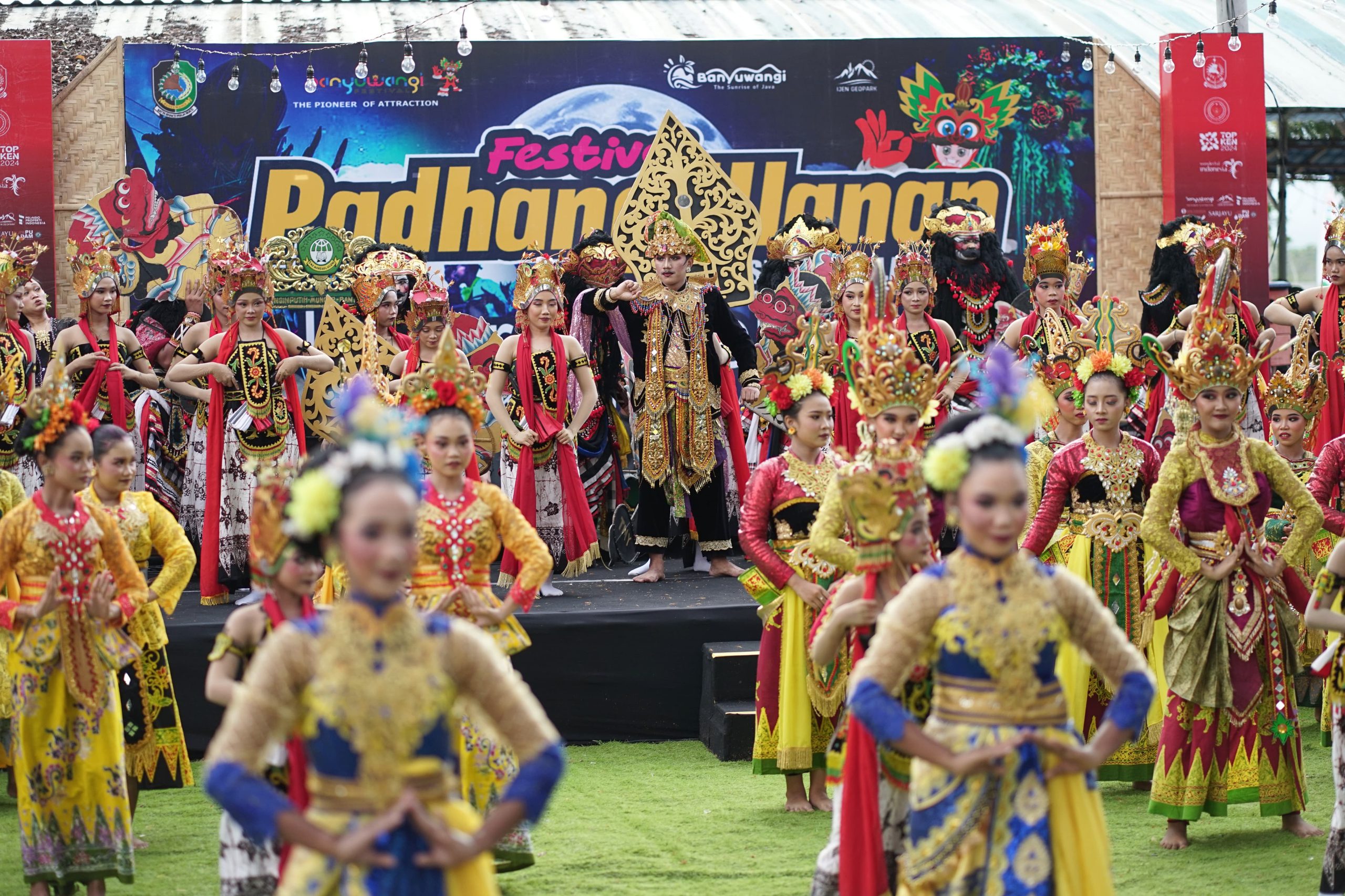 festival-padang-ulanan,-awali-rangkaian-pertunjukan-tari-kolosal-gandrung-sewu