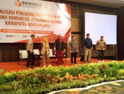 Bawaslu Banyuwangi Sosialisasikan Pemilu Ramah Difabel Bareng Pegiat Aura Lentera