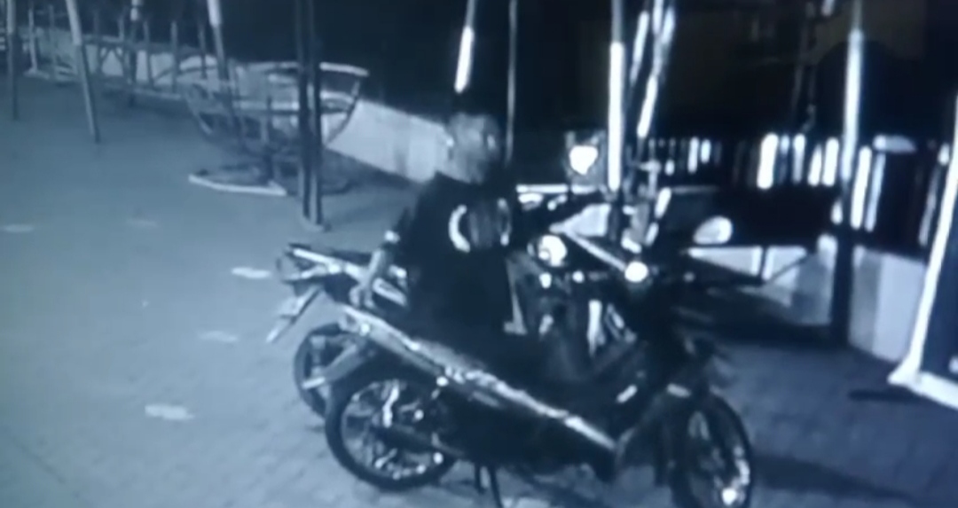 aksi-curanmor-di-kalibaru-:-pelaku-masih-remaja-berhasil-dibekuk-polisi-di-jember