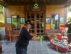Launching Omahsium Cabang Warung Kemarang