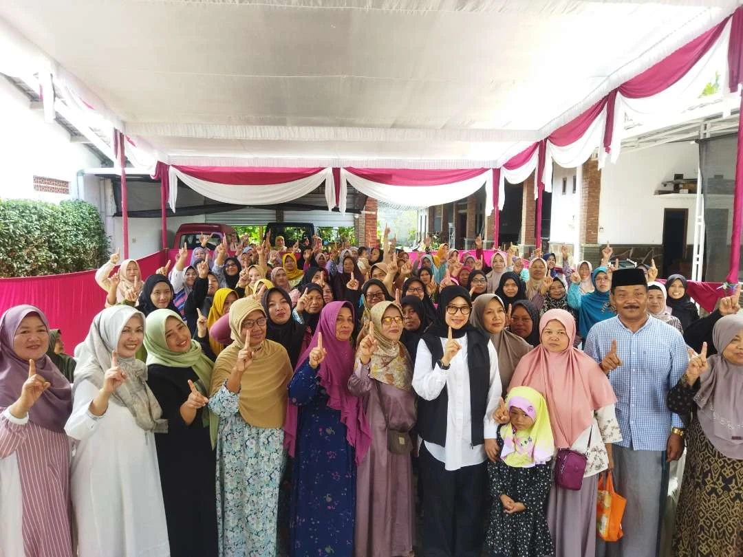 ipuk-diminta-lanjutkan-program-jemput-bola-layanan-kesehatan-di-banyuwangi