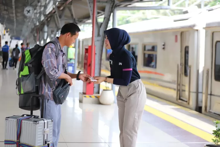 liburan-akhir-tahun,-tiket-kereta-api-tujuan-banyuwangi-ini-nyaris-ludes,-berikut-info-lengkapnya