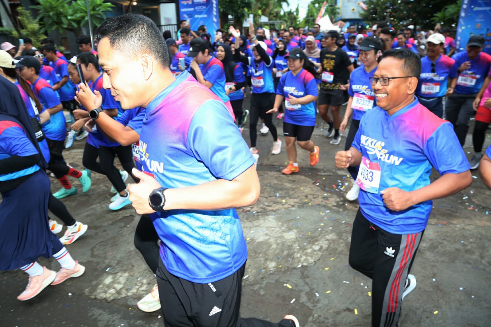 ratusan-pelari-ikuti-fikkia-run-2024-di-banyuwangi