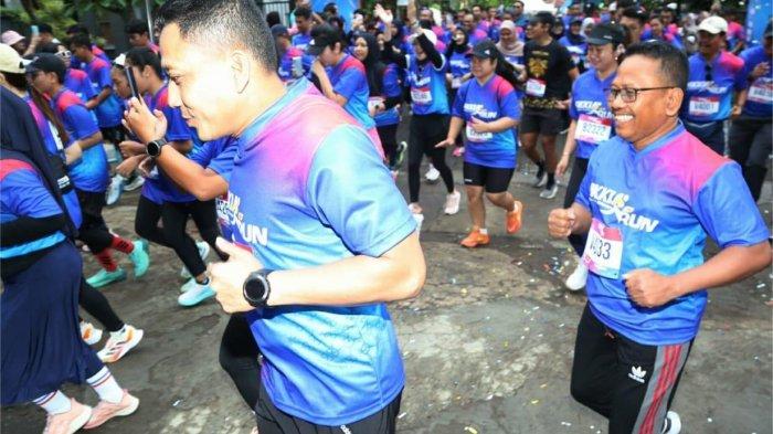 tempuh-jarak-7-km,-ratusan-pelari-ikuti-fikkia-run-2024-di-banyuwangi-–-tribunjatim.com