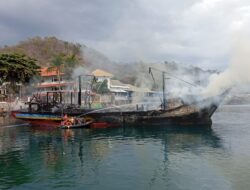 Dua Kapal Terbakar di Pelabuhan Masami Banyuwangi, Kerugian Capai 20 Miliar Rupiah