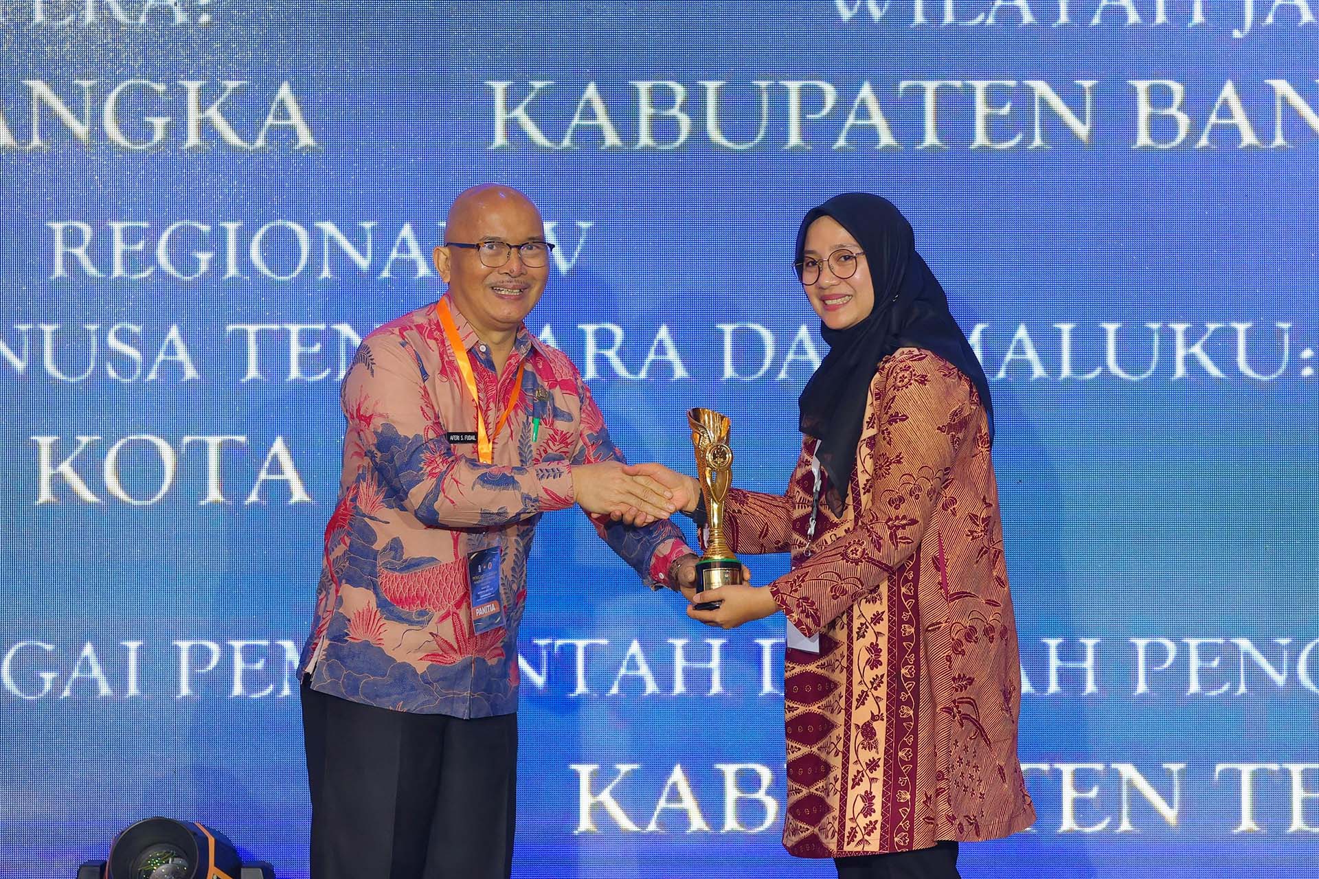 tujuh-kali-berturut,-banyuwangi-ditetapkan-sebagai-kabupaten-terinovatif