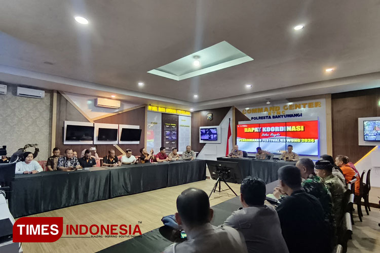 polresta-banyuwangi-maksimalkan-keamanan,-sukseskan-festival-kuwung-2024-–-times-banyuwangi