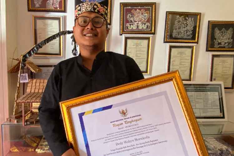 perjalanan-batik-khas-banyuwangi-dari-lokal-ke-global-bersama-dewa-batik-–-times-banyuwangi