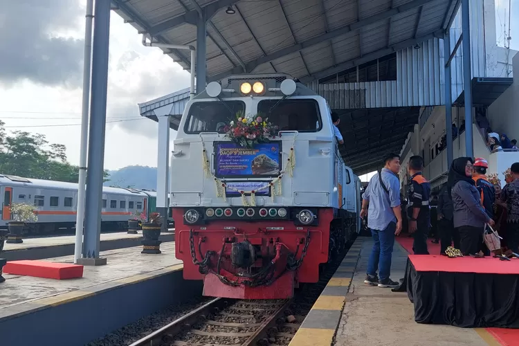 perjalanan-ke-banyuwangi-lebih-nyaman-di-libur-nataru,-kai-ganti-rangkaian-2-ka-ini